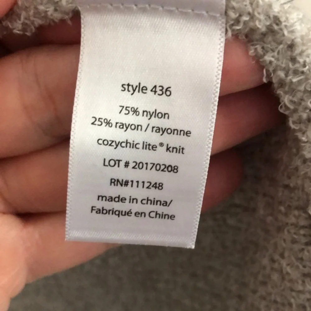 Barefoot Dreams CozyChic lite cardigan - Picture 4 of 7